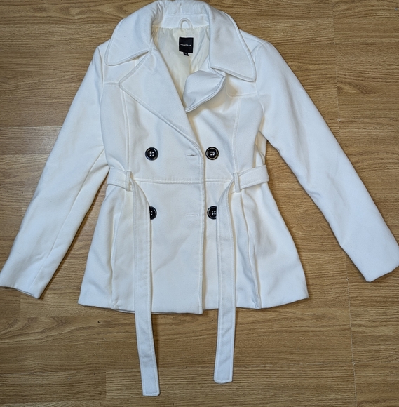 Rampage Jackets & Blazers - RAMPAGE white peacoat